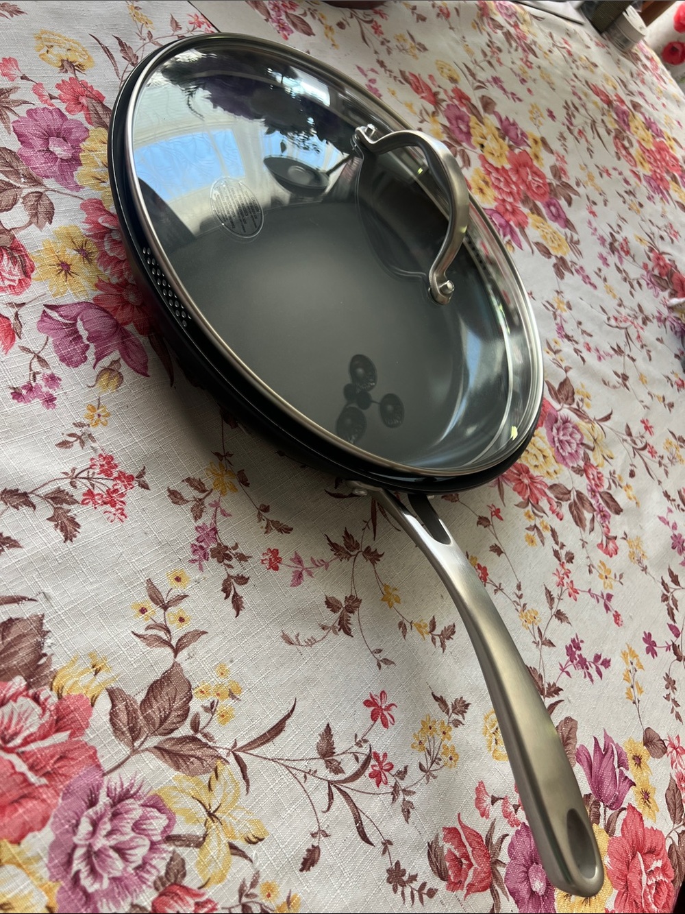 New Nonstick Skillet with Glass Lid